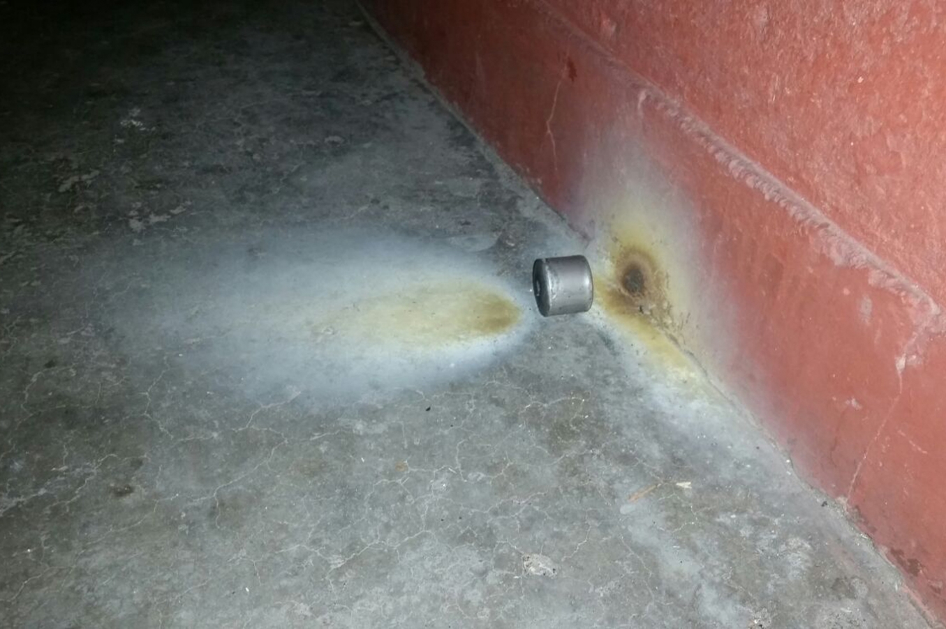 Polisin attığı gaz kapsülü bir eve girdi Polisin attığı gaz kapsülü bir eve girdi